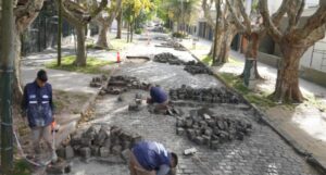 Lee más sobre el artículo El Municipio del Lomas avanza con la restauración de calles empedradas