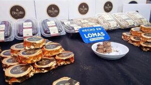 Lee más sobre el artículo Impulsado por el Municipio, llega el primer “Paseo del Alfajor” a la Plaza Grigera de Lomas