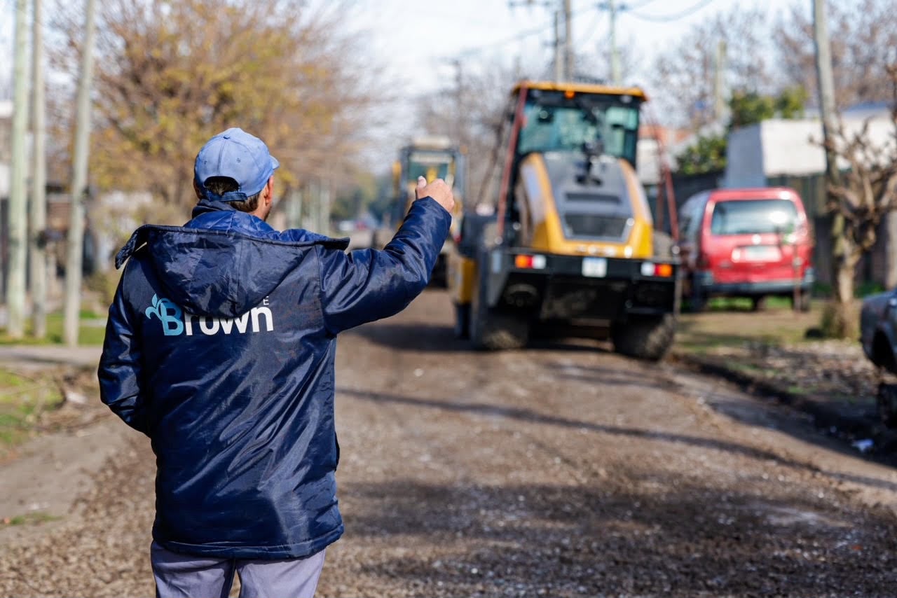 En este momento estás viendo Con obras  y servicios el programa “Brown Suma” desembarcó en Longchamps