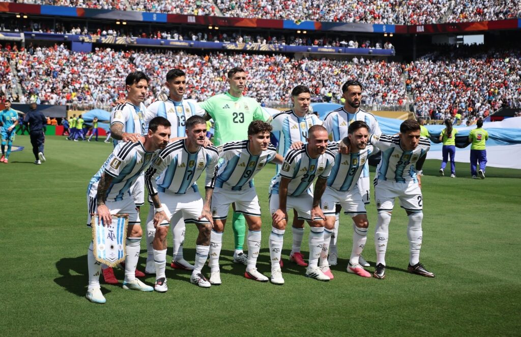 Proponen declarar «Ciudadanos Ilustres» de la Provincia a futbolistas del Mundial 2026