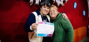 Lee más sobre el artículo Lomas: la diputada Natalia Zaracho terminó la secundaria con el Plan FinEs