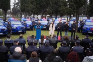 Lee más sobre el artículo Lomas incorporó 40 nuevos móviles policiales para reforzar la seguridad en todos los barrios